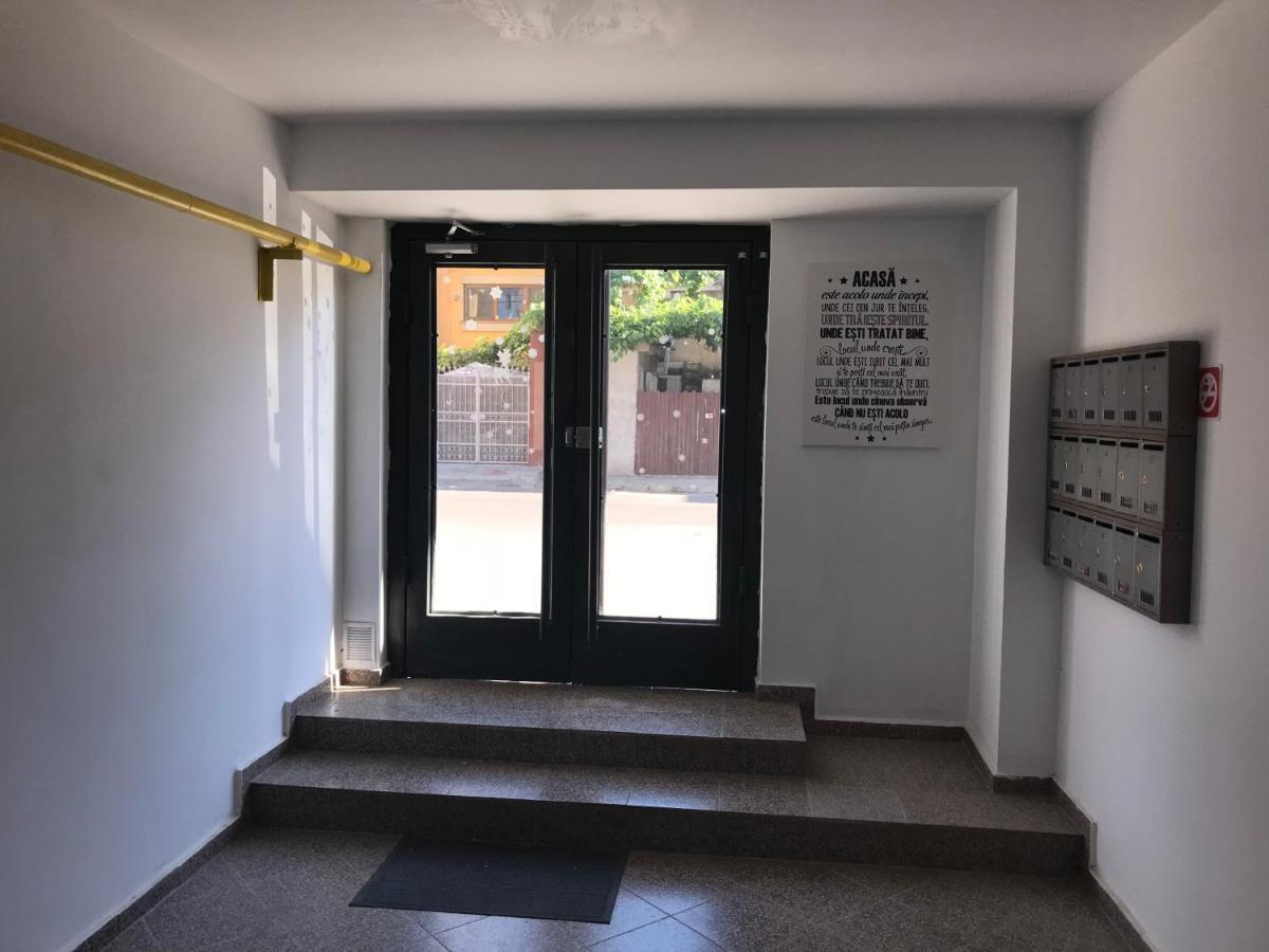 Labirint Apartament Constanta Bagian luar foto